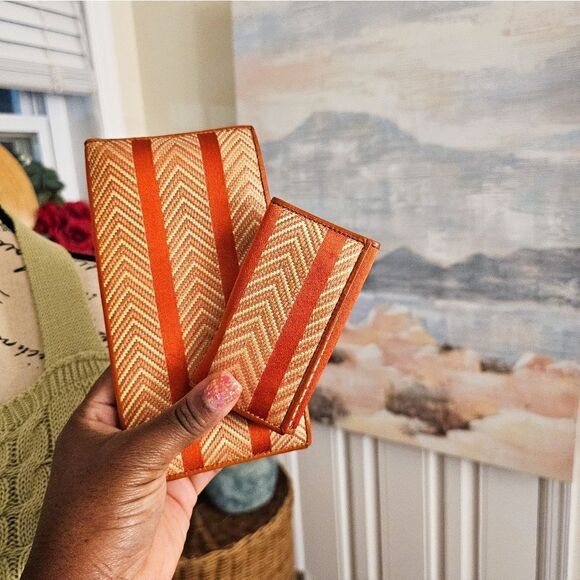 VTG Jacquard Brocade Abstract Stripe Wave Textile Wallet. - Picture 6 of 15